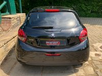 USED 2019 19 PEUGEOT 208 1.2 S/S TECH EDITION 5d 82 BHP STUNNING 'LTD TECH EDITION' PEUGEOT 208 WITH SAT NAV, NERA BLACK METALLIC, HUGE SPECIFICATION/HUGE SAVING ON LIST PRICE WHEN NEW !!!!  1 OWNER FROM BRAND NEW HAVING COVERED ONLY 12,536 MILES. WHY BUY NEW ????