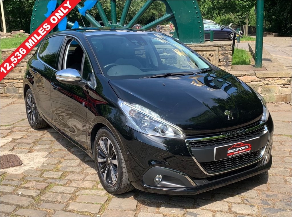 View our PEUGEOT 208