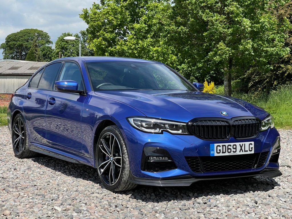 View our BMW 3 SERIES