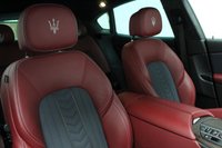 USED 2018 18 MASERATI LEVANTE 3.0 D V6 GRANLUSSO 4WD 5DR  AUTO 271 BHP FULL MAIN DEALER SERVICE HISTORY + HEATED HALF LEATHER SEATS + SATELLITE NAVIGATION + REVERSING CAMERA + PARKING SENSOR + BLUETOOTH + CRUISE CONTROL + CLIMATE CONTROL + MULTI FUNCTION WHEEL + ELECTRIC/MEMORY FRONT SEATS + PRIVACY GLASS + XENON HEADLIGHTS + DAB RADIO + AUX/USB PORTS + ELECTRIC WINDOWS + ELECTRIC/HEATED/FOLDING DOOR MIRRORS + 21 INCH ALLOY WHEELS