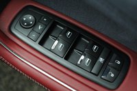 USED 2018 18 MASERATI LEVANTE 3.0 D V6 GRANLUSSO 4WD 5DR  AUTO 271 BHP FULL MAIN DEALER SERVICE HISTORY + HEATED HALF LEATHER SEATS + SATELLITE NAVIGATION + REVERSING CAMERA + PARKING SENSOR + BLUETOOTH + CRUISE CONTROL + CLIMATE CONTROL + MULTI FUNCTION WHEEL + ELECTRIC/MEMORY FRONT SEATS + PRIVACY GLASS + XENON HEADLIGHTS + DAB RADIO + AUX/USB PORTS + ELECTRIC WINDOWS + ELECTRIC/HEATED/FOLDING DOOR MIRRORS + 21 INCH ALLOY WHEELS