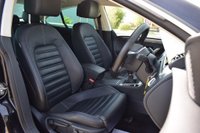 USED 2015 65 VOLKSWAGEN CC 2.0 R LINE TDI BLUEMOTION TECHNOLOGY 4d 148 BHP FULL SERVICE&pound; HISTORY! SAT NAV! DAB! BLUETOOTH! AIR CON!