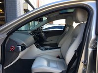 USED 2016 66 JAGUAR XE 2.0 PRESTIGE 4d 161 BHP 