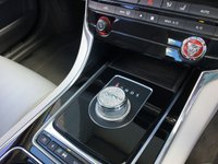 USED 2016 66 JAGUAR XE 2.0 PRESTIGE 4d 161 BHP 