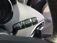 USED 2016 66 JAGUAR XE 2.0 PRESTIGE 4d 161 BHP 