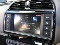 USED 2016 66 JAGUAR XE 2.0 PRESTIGE 4d 161 BHP 