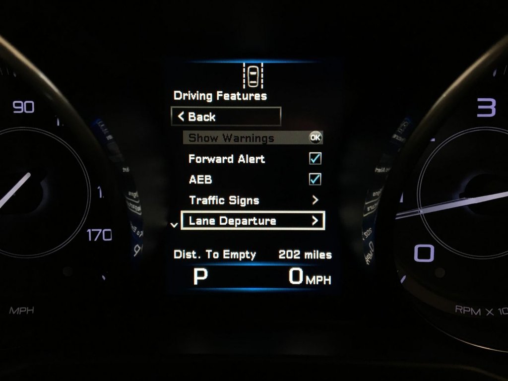 USED 2016 66 JAGUAR XE 2.0 PRESTIGE 4d 161 BHP 