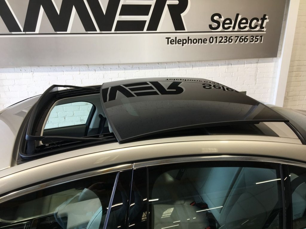 USED 2016 66 JAGUAR XE 2.0 PRESTIGE 4d 161 BHP 