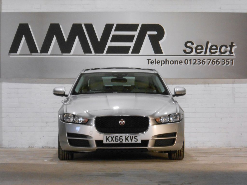 USED 2016 66 JAGUAR XE 2.0 PRESTIGE 4d 161 BHP 