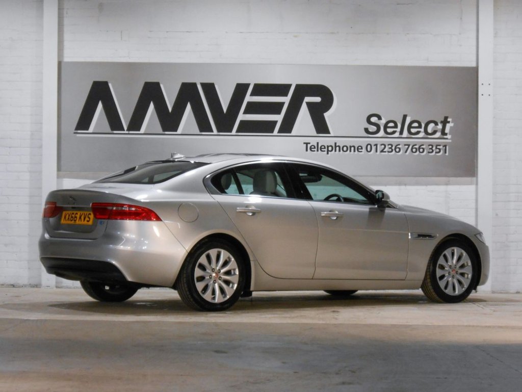 USED 2016 66 JAGUAR XE 2.0 PRESTIGE 4d 161 BHP 