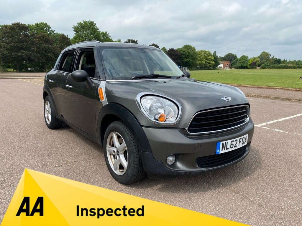 View our MINI COUNTRYMAN
