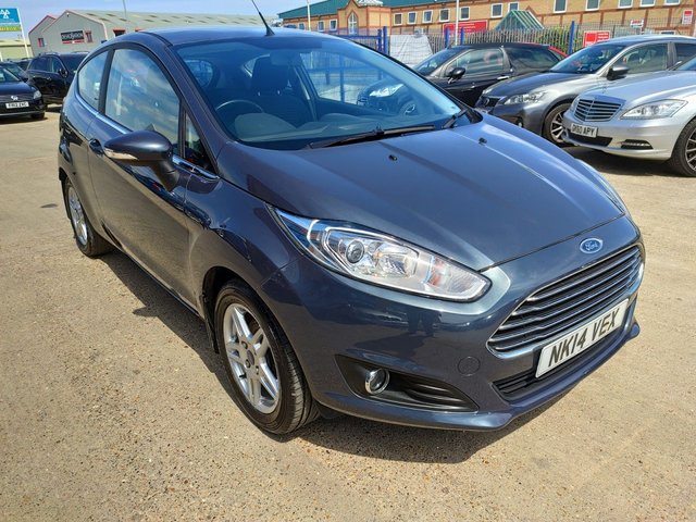 2014 14 FORD FIESTA 1.2 ZETEC 3d 7 STAMPS OF SERVICE HISTORY