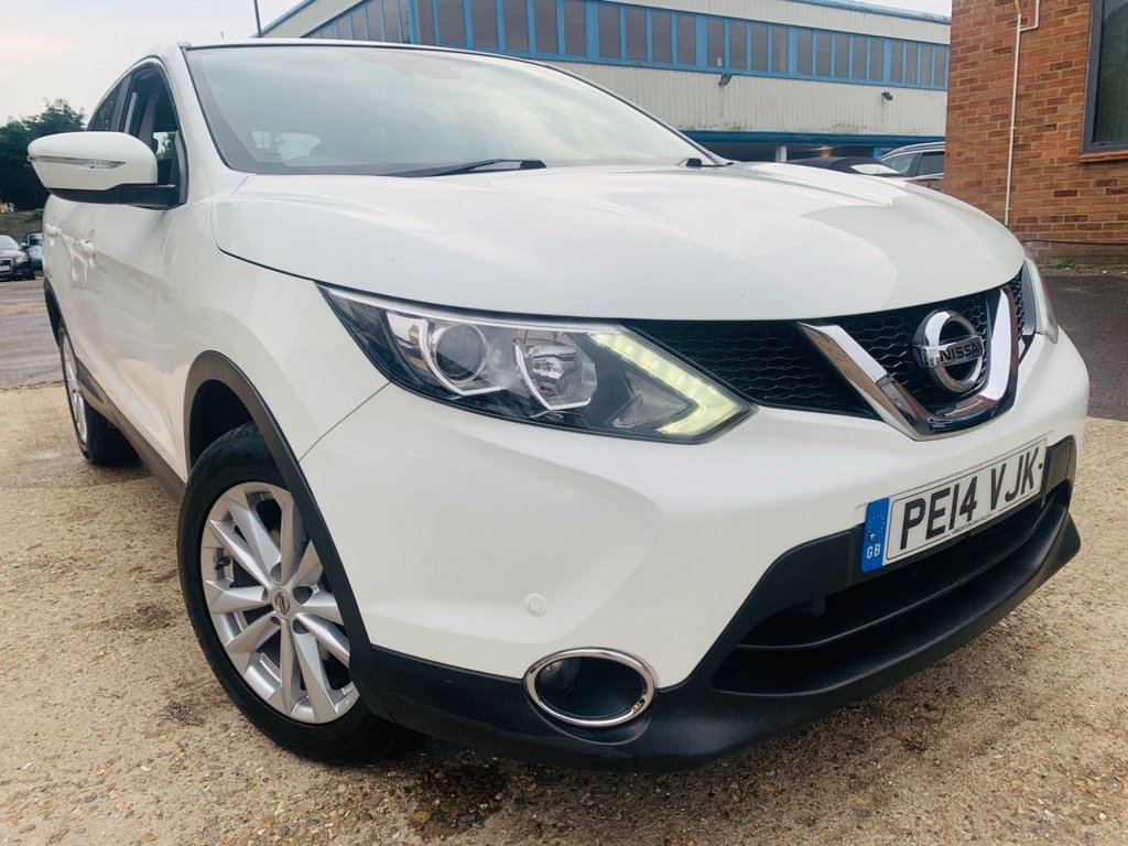 View our NISSAN QASHQAI