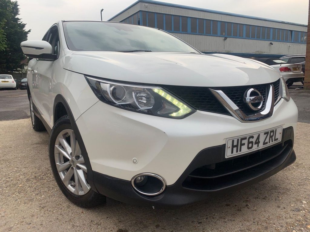 View our NISSAN QASHQAI