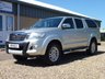 USED 2013 A TOYOTA HI-LUX 3.0 INVINCIBLE 4X4 D-4D DCB 169 BHP www.suffolkcarcentre.co.uk - Located a Reydon
