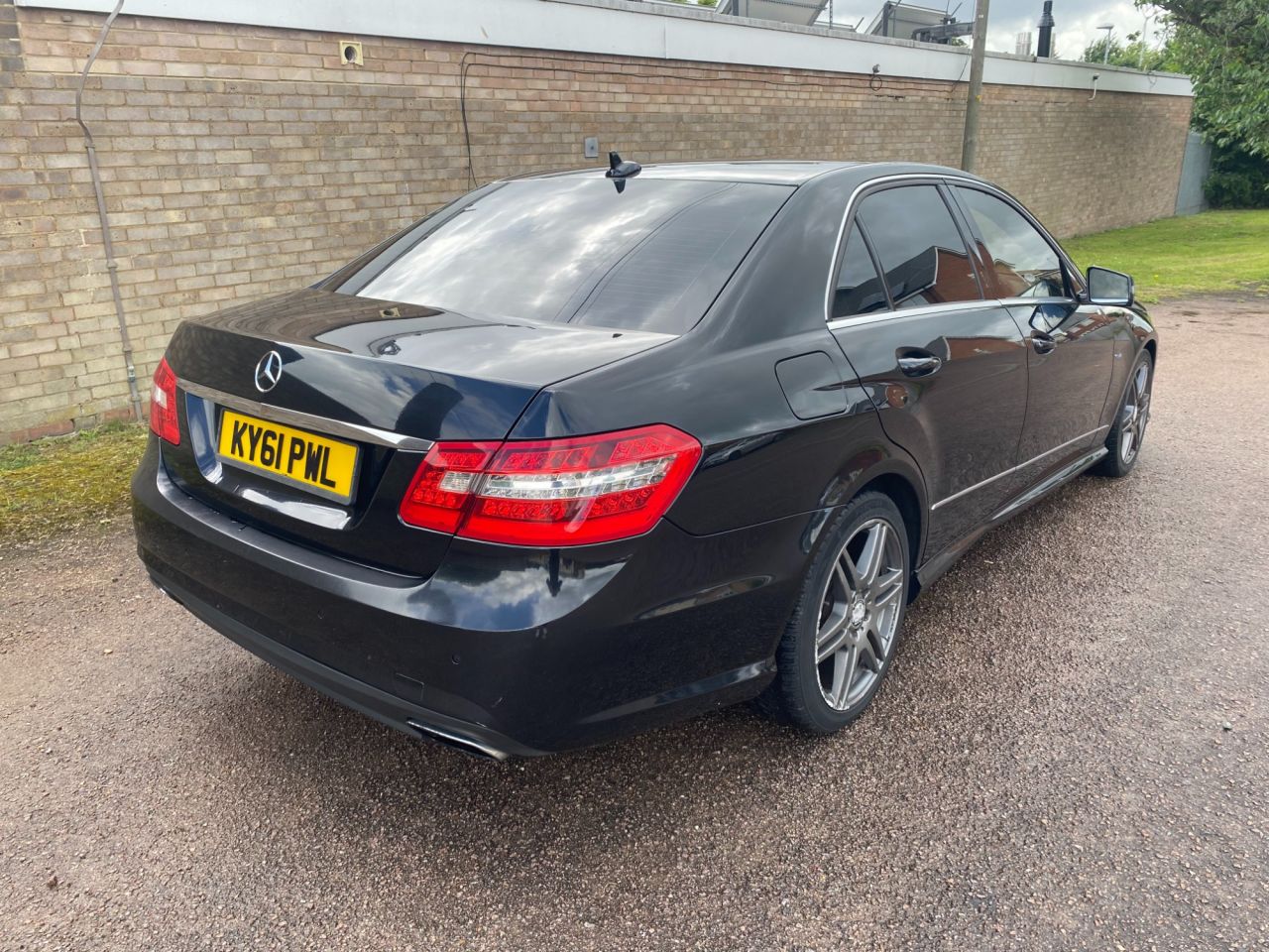 Mercedes Benz E Class 50 Cdi Blueefficiency Sport Ed125 Mercedes Benz E Class 50 Cdi Blueefficiency Sport Ed125