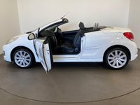 USED 2011 61 PEUGEOT 207 1.6 CC GT 2d 120 BHP 