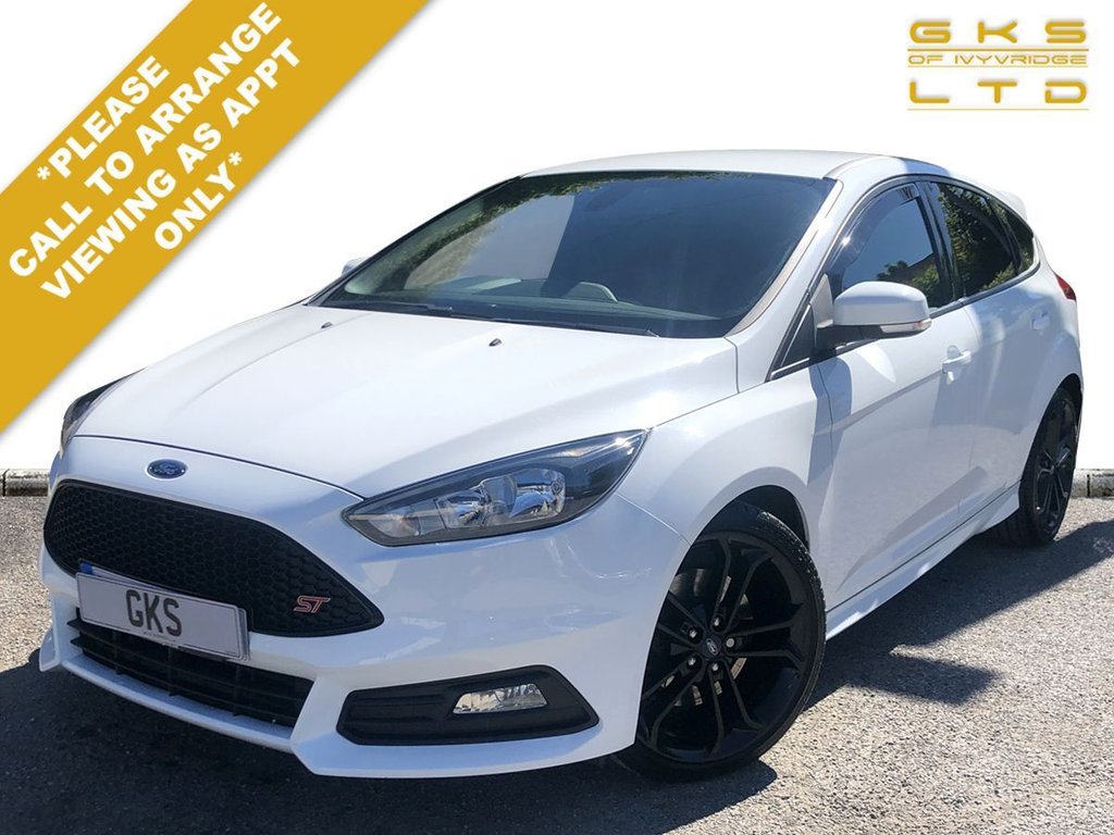 View our FORD FOCUS