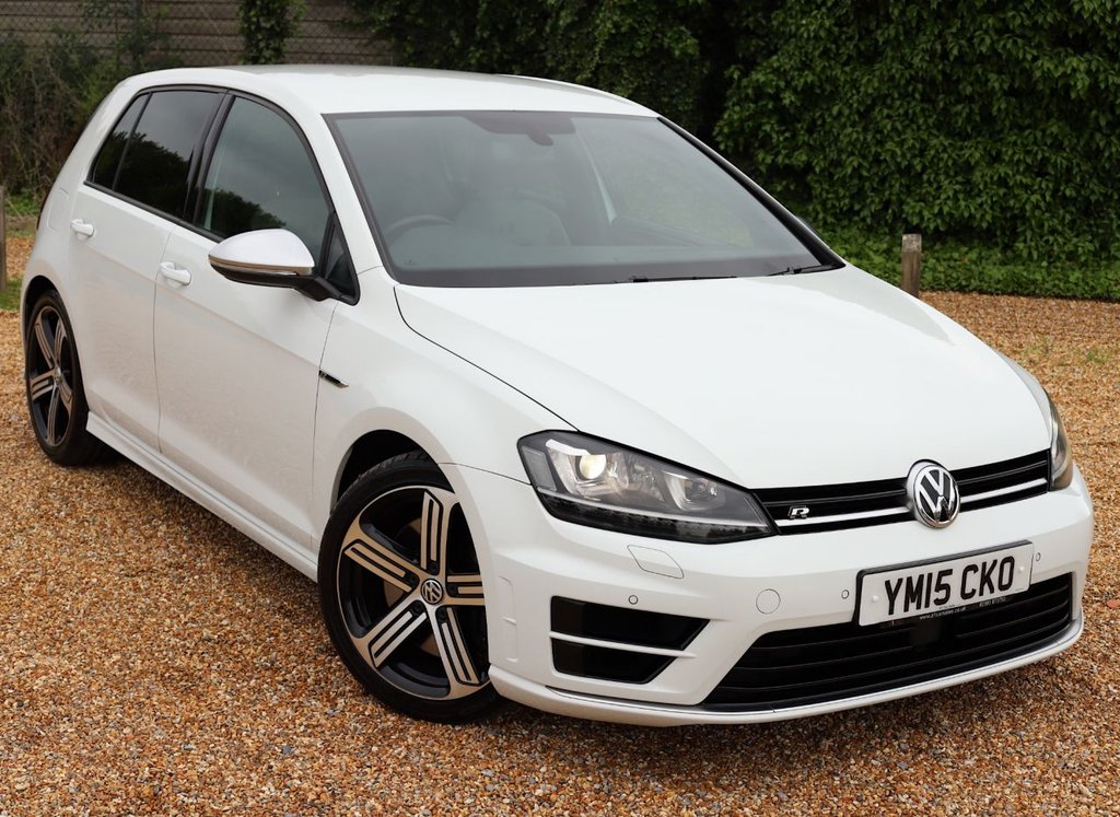 View our VOLKSWAGEN GOLF