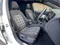 USED 2019 19 VOLKSWAGEN GOLF 2.0 GTD TDI DSG 5d 182 BHP [PANROOF] 