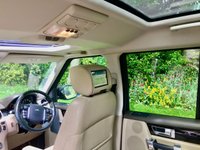 USED 2015 65 LAND ROVER DISCOVERY 3.0 SDV6 HSE LUXURY 5d AUTO 255 BHP //ULEZ COMPLIANT//2 PRIVATE OWNERS //ONLY 56,200 MILES//TV//7-SEATER//REAR CAMERA//X3 SUNROOFS CREAM FULL LEATHER//REAR CAMERAS//X3 SUNROOFS//REAR TV ENTERTAINMENT