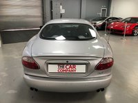 USED 2004 K JAGUAR XKR 4.2 XKR COUPE 2d 400 BHP * CLIMATE CONTROL * PARKING SENSORS * LEATHER TRIM * 20 INCH ALLOY WHEELS ** MOT MAY 2022 * 13 SERVICES *