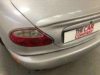USED 2004 K JAGUAR XKR 4.2 XKR COUPE 2d 400 BHP * CLIMATE CONTROL * PARKING SENSORS * LEATHER TRIM * 20 INCH ALLOY WHEELS ** MOT MAY 2022 * 13 SERVICES *