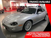 USED 2004 K JAGUAR XKR 4.2 XKR COUPE 2d 400 BHP * CLIMATE CONTROL * PARKING SENSORS * LEATHER TRIM * 20 INCH ALLOY WHEELS ** MOT MAY 2022 * 13 SERVICES *