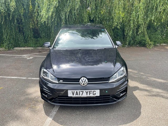 View our VOLKSWAGEN GOLF