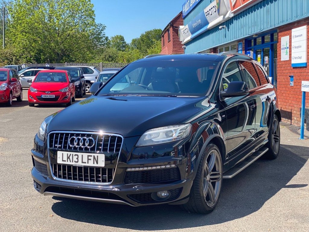 View our AUDI Q7