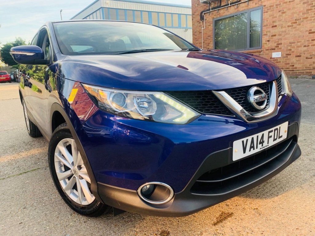 View our NISSAN QASHQAI