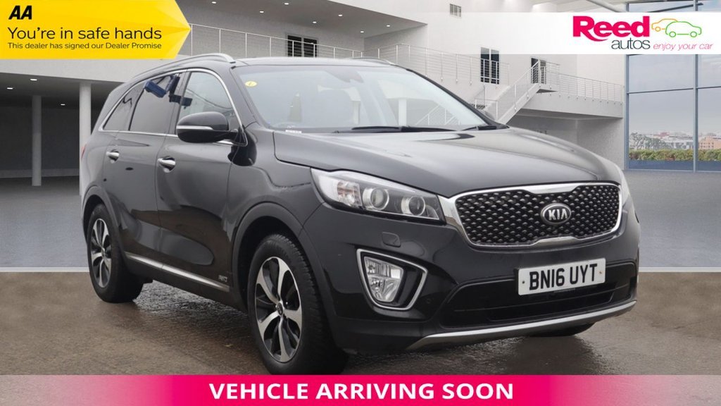 View our KIA SORENTO