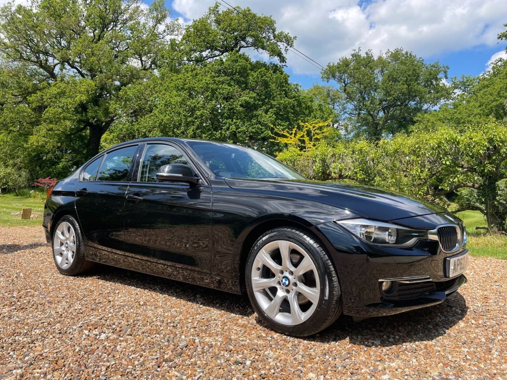 View our BMW 3 SERIES
