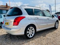 USED 2014 14 PEUGEOT 308 1.6 E-HDI SW ACTIVE NAVIGATION VERSION 5d 115 BHP 1 owner from new with a FSH from Peugeout
