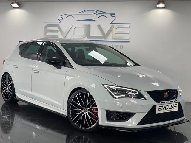 2017 L Seat Leon FR 2.0 TSI CUPRA BLACK 5d 286 BHP