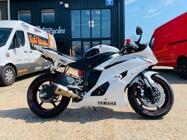 2011 11 Yamaha R6 MY10 