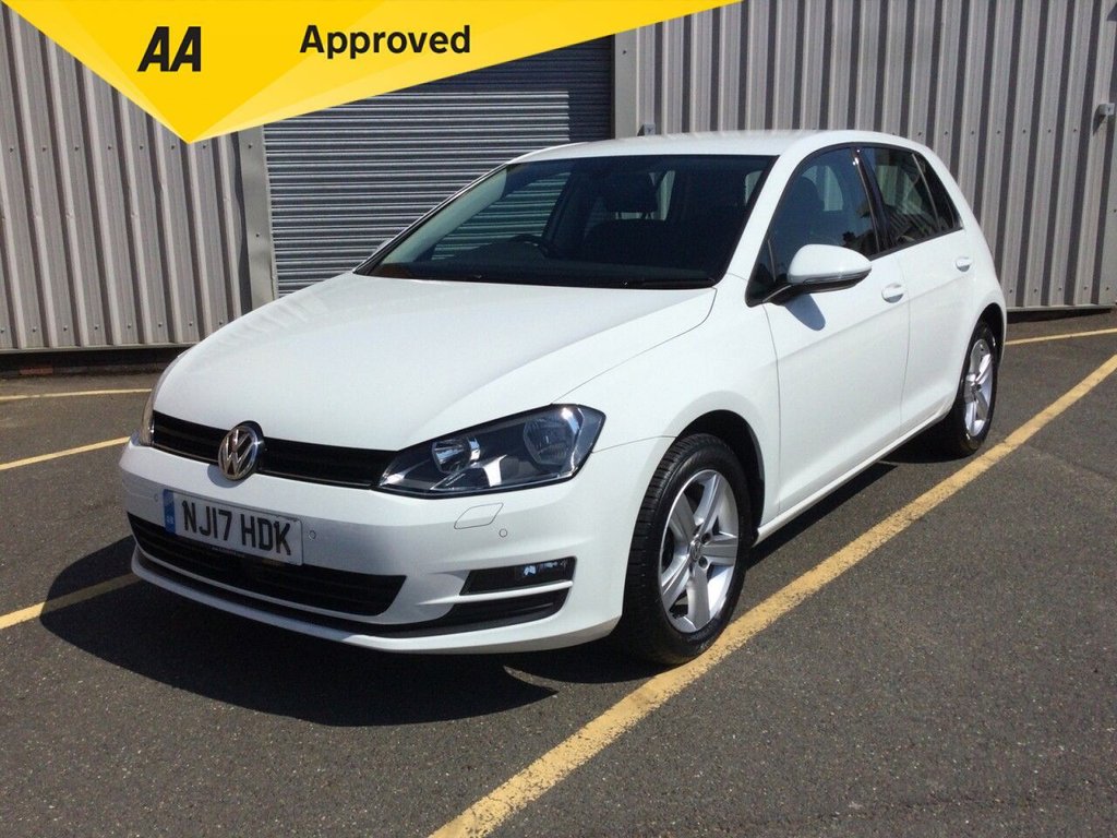 View our VOLKSWAGEN GOLF