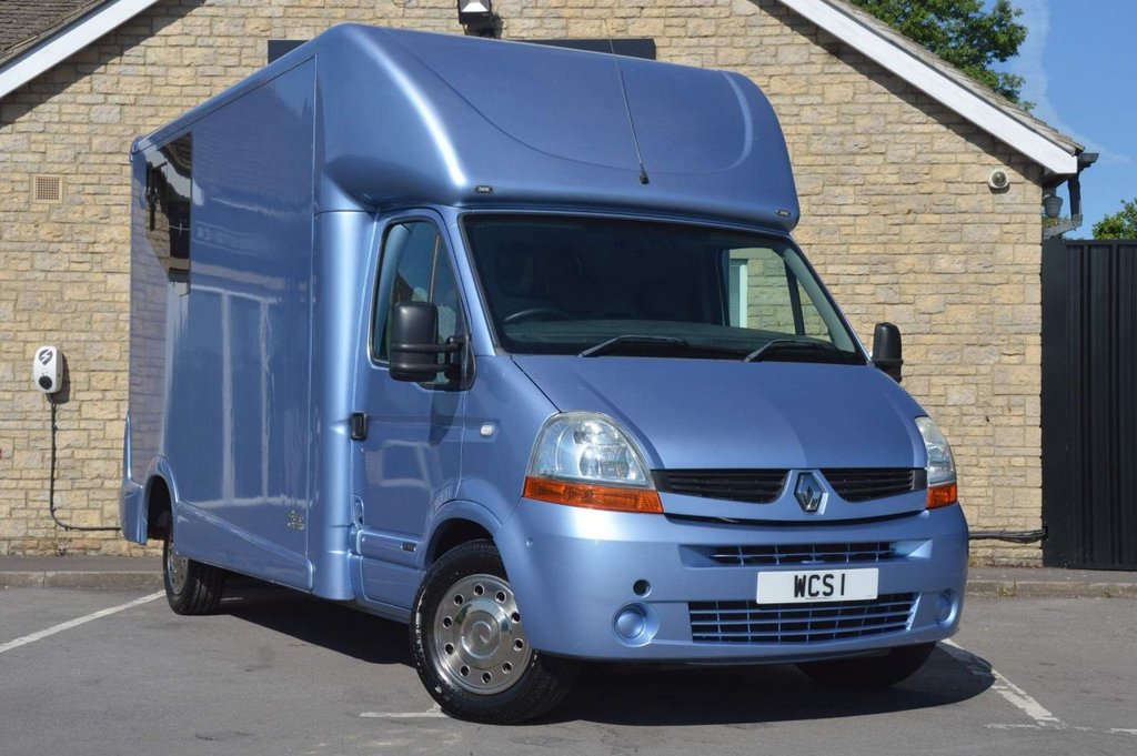 View our RENAULT MASTER
