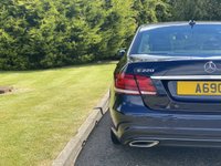 USED 2015 65 MERCEDES-BENZ E-CLASS 2.1 E220 BLUETEC AMG NIGHT EDITION 4d 174 BHP AUTO Sat Nav AMG Sport Night Spec