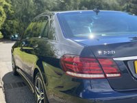 USED 2015 65 MERCEDES-BENZ E-CLASS 2.1 E220 BLUETEC AMG NIGHT EDITION 4d 174 BHP AUTO Sat Nav AMG Sport Night Spec