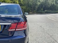 USED 2015 65 MERCEDES-BENZ E-CLASS 2.1 E220 BLUETEC AMG NIGHT EDITION 4d 174 BHP AUTO Sat Nav AMG Sport Night Spec