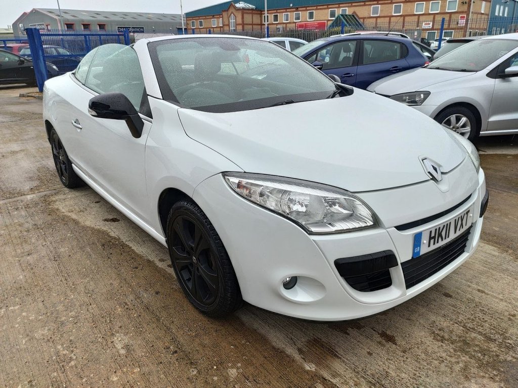View our RENAULT MEGANE
