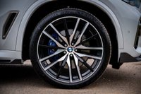 USED 2019 19 BMW X5 3.0 XDRIVE30D (265 PS) M SPORT AUTO (S/S) 5DR + 25,000 POUNDS EXTRAS + CARBON FIBRE AERO BODY KIT CARBON KIT+22 S+PAN ROOF+LASERS+INDIVIDUAL LEATHER