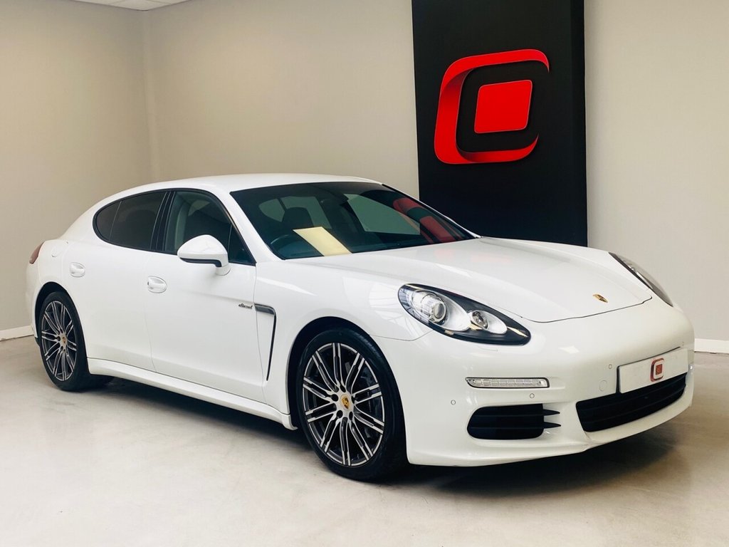 View our PORSCHE PANAMERA