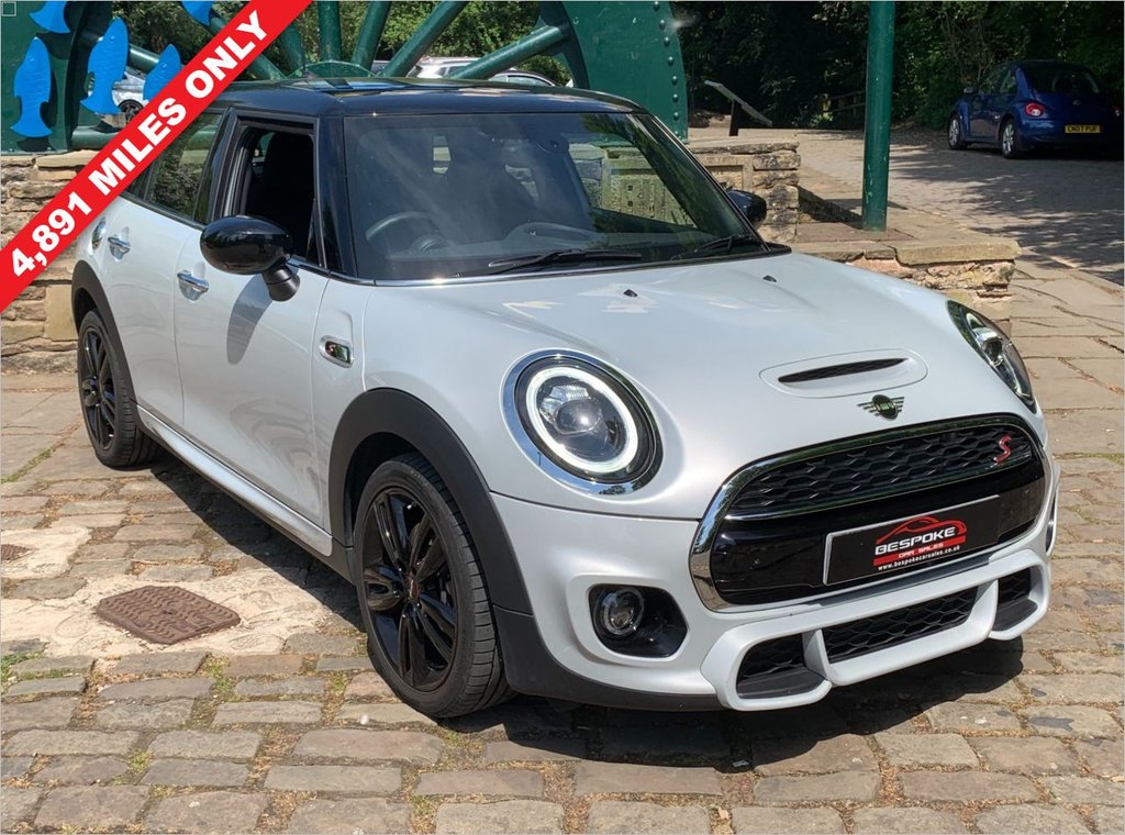 View our MINI HATCH COOPER