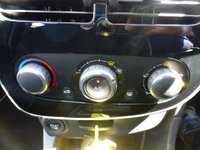 USED 2016 66 RENAULT CLIO 0.9 DYNAMIQUE NAV TCE 5d 89 BHP www.suffolkcarcentre.co.uk - Located a Reydon