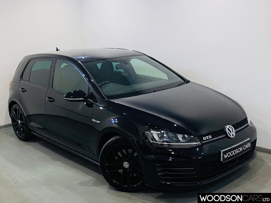 View our VOLKSWAGEN GOLF