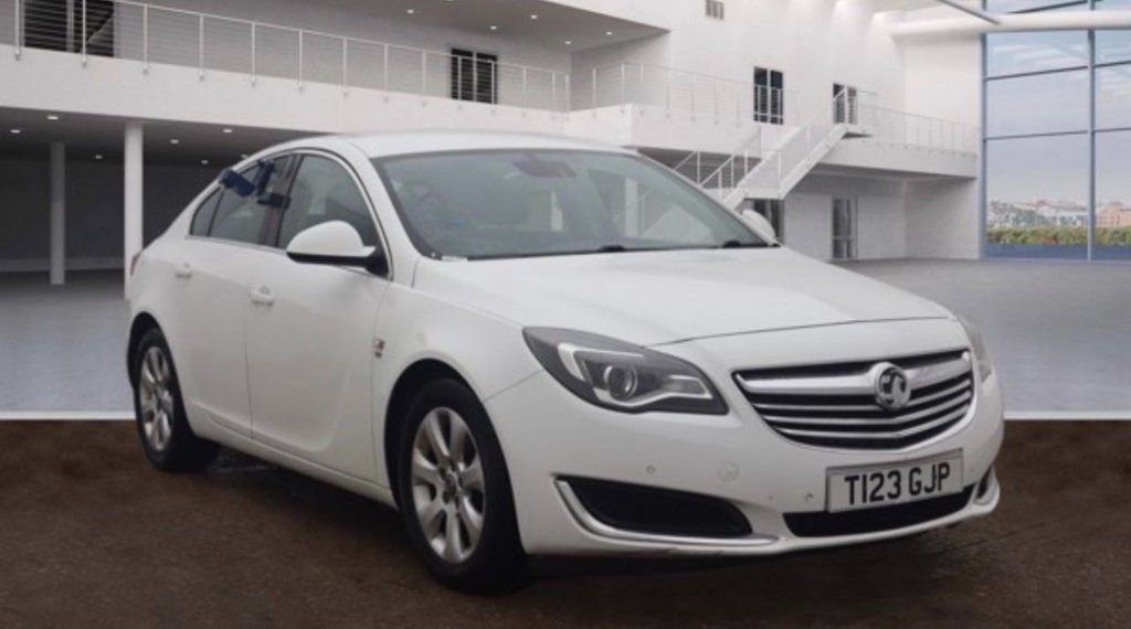 View our VAUXHALL INSIGNIA