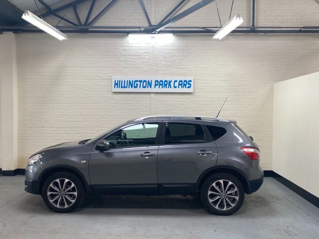View our NISSAN QASHQAI