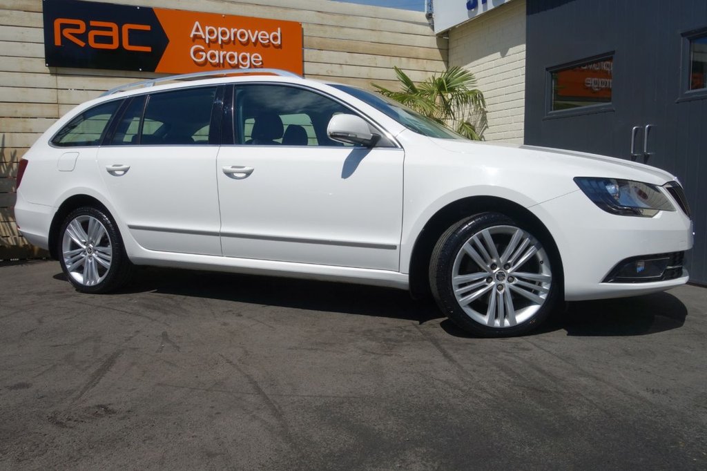 View our SKODA SUPERB